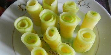 сибас, запеченый с соусом песто