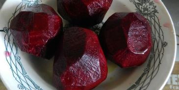 сибас, запеченый с соусом песто