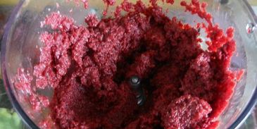 сибас, запеченый с соусом песто