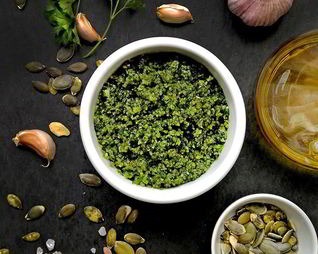 Соус песто с тыквенными семечками