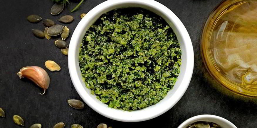 Рецепт соуса песто с тыквенными семечками