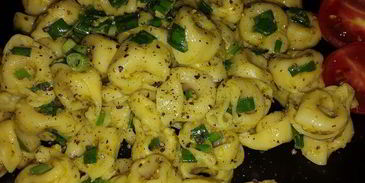 тортеллини с соусом песто