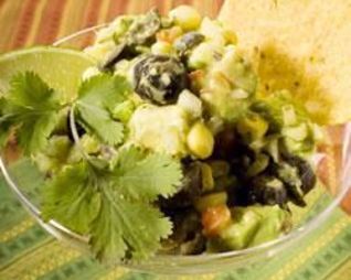 Мексиканская сальса с авокадо