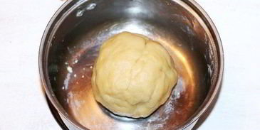 пирожки эмпанадас с соусом сальса