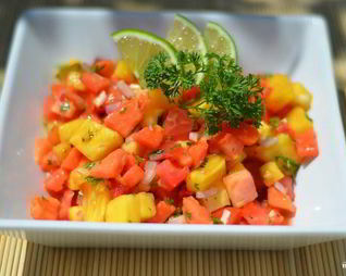 Сальса из ананаса и папайи