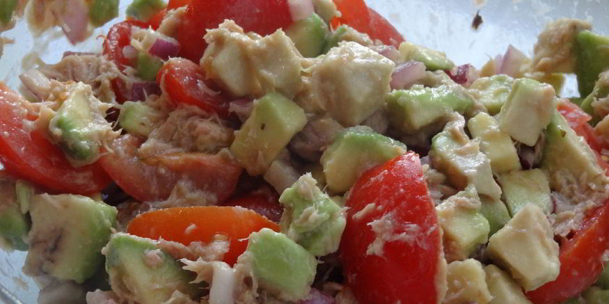 Рецепт сальсы из авокадо с тунцом