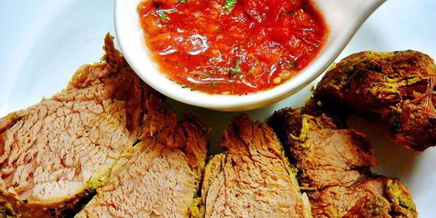 Рецепт свиной вырезки маринованной в кинзе и томатная сальса