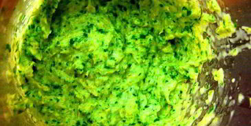 свиная вырезка маринованная в кинзе и томатная сальса