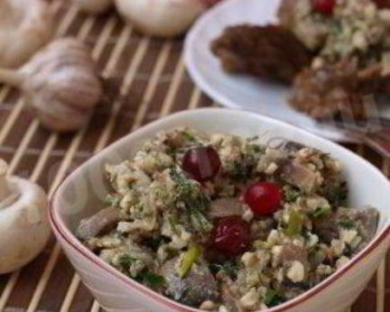 Грибной сациви