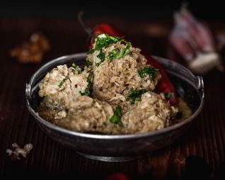 Сациви из курицы в ореховом соусе