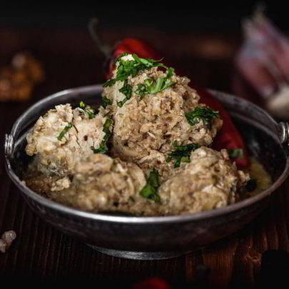 Сациви из курицы в ореховом соусе