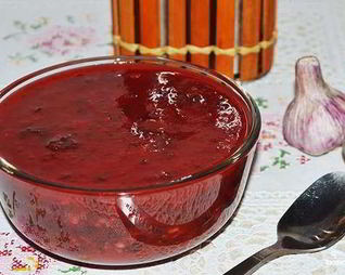 Соус Ткемали из красной сливы