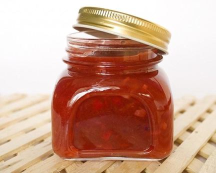 Ткемали с орехами для шашлыка и мяса