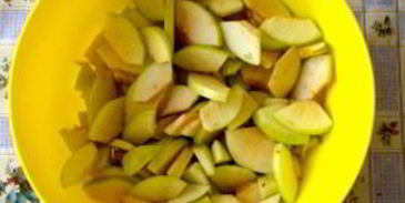 утка в соусе ткемали с медом