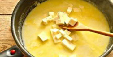 сметанно-сырный соус