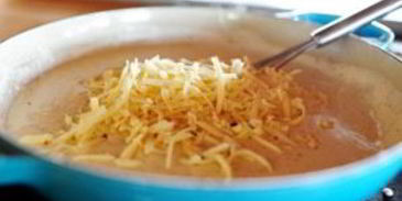 сырный соус с артишоками и шпинатом