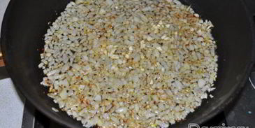 сырный соус с фаршем к пасте