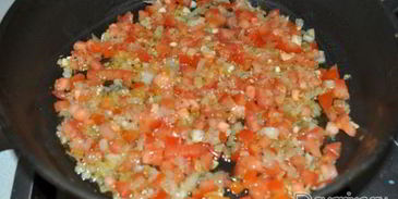 сырный соус с фаршем к пасте