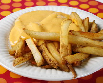 Томатный и сырный соус для картошки фри