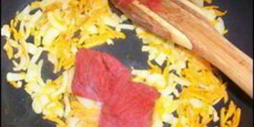 томатный соус с белым вином