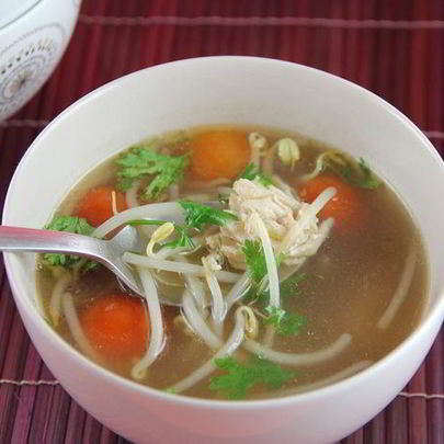 Ароматный куриный суп по-камбоджийски