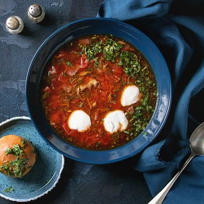 Борщ с копченым салом