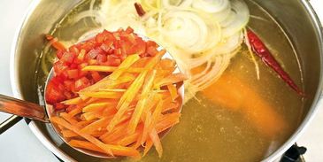 борщ с помидорами