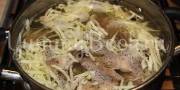 домашний борщ с говядиной