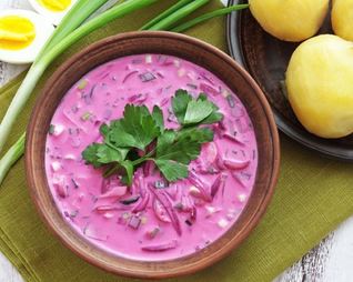 Холодный борщ на кефире