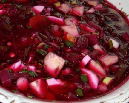 Холодный борщ с колбасой