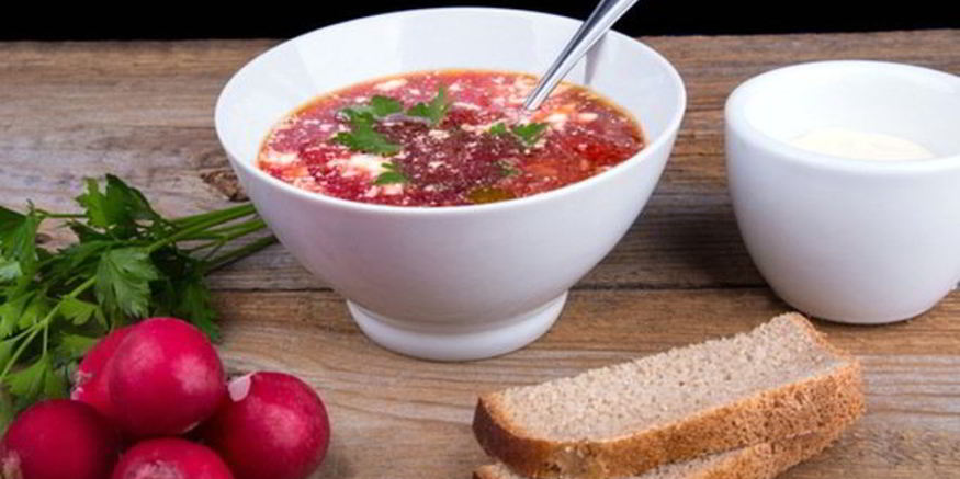 Рецепт холодного борща с редиской