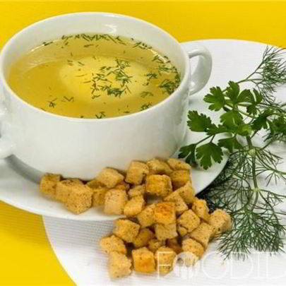 Бульон с гренками
