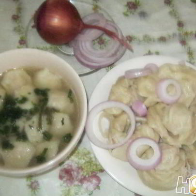 Крэплах — домашние пельмени в бульоне