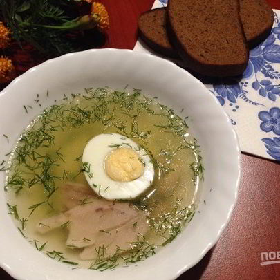 Куриный бульон с яйцом