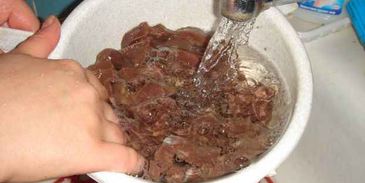 пельмени в горшочках с печенью и бульоном