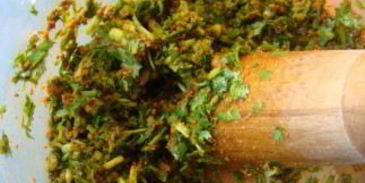 сацебели на курином бульоне