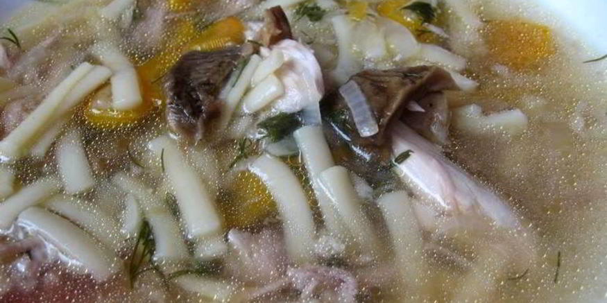 Рецепт супа из белых грибов на курином бульоне