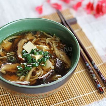 Суп на грибном бульоне с сыром с вермишелью