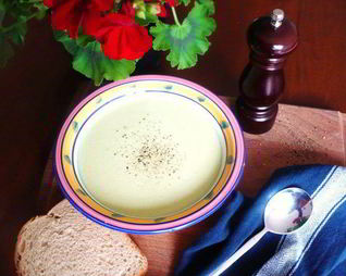 Суп на курином бульоне и картофеле