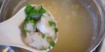 суп на рыбном бульоне