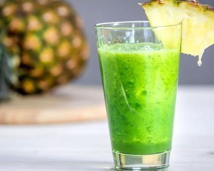 Гаспачо из огурцов и ананаса