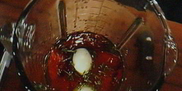 гаспачо из паприки с домашними гриссини