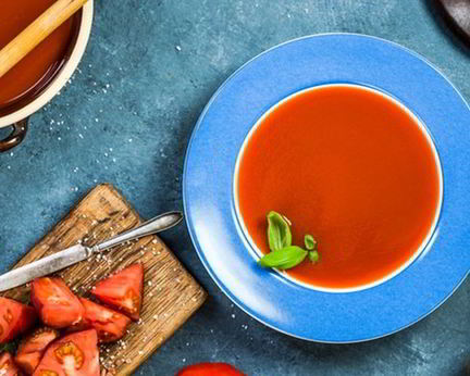 Гаспачо с гранатовым соусом