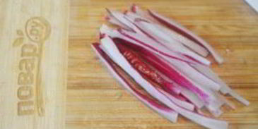 гаспачо с редисом и фенхелем