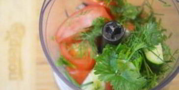 гаспачо с редисом и фенхелем