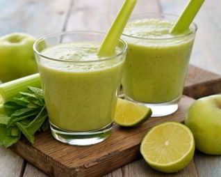 Гаспачо с яблоком