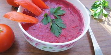 свекольный гаспачо с петрушкой
