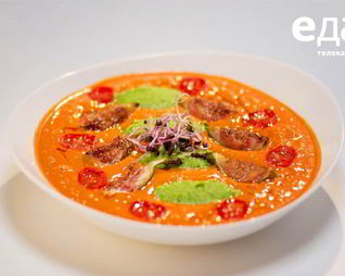 Гладкий суп с томатами черри и мятным горошком