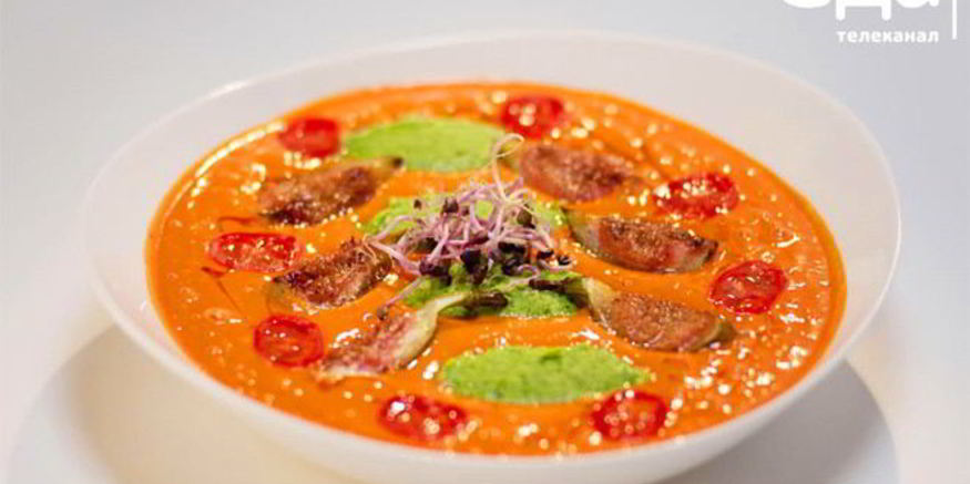 Рецепт гладкого супа с томатами черри и мятным горошком