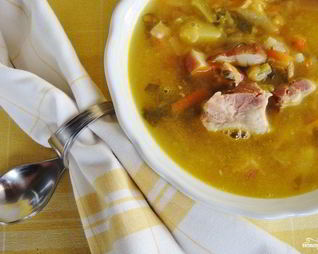 Гороховый суп с беконом